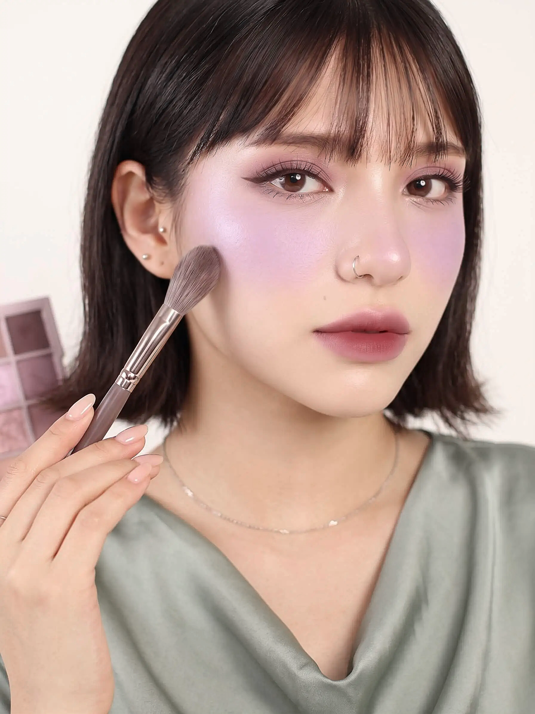 Maquillaje artístico y editorial para fotografía en Bogotá — Look Moon Pearl